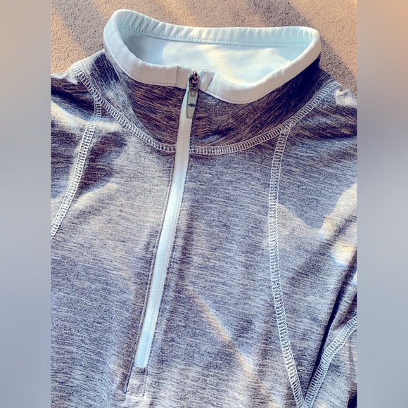 Maurices inMotion half zip Pullover - Picture 3 of 4